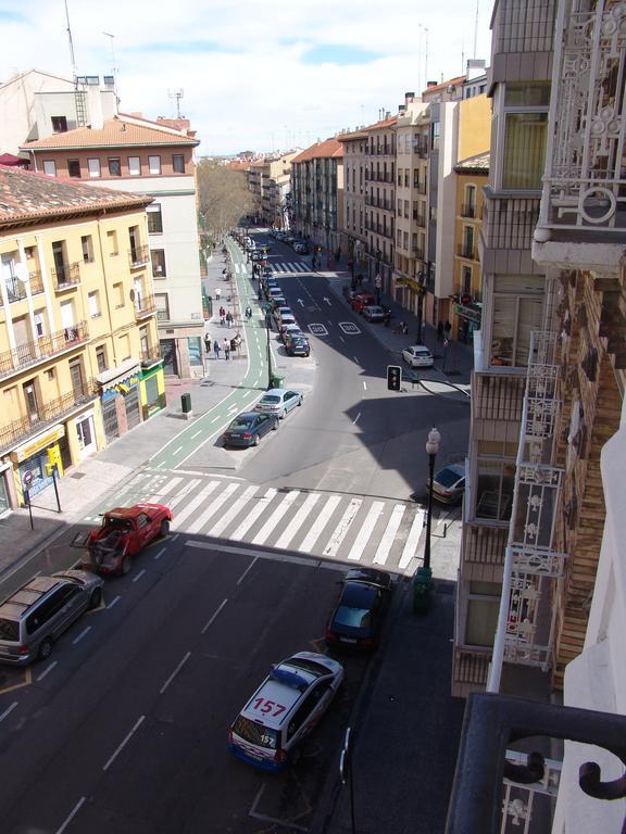 Apartamentos Zaragoza Coso Dış mekan fotoğraf