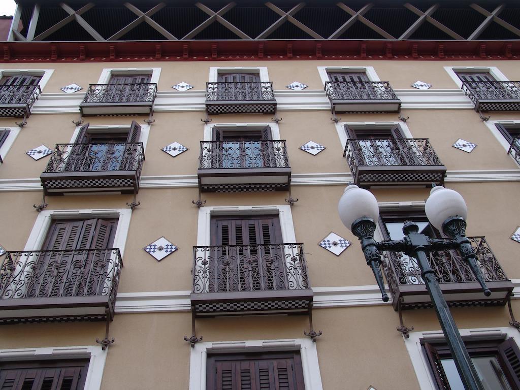 Apartamentos Zaragoza Coso Dış mekan fotoğraf